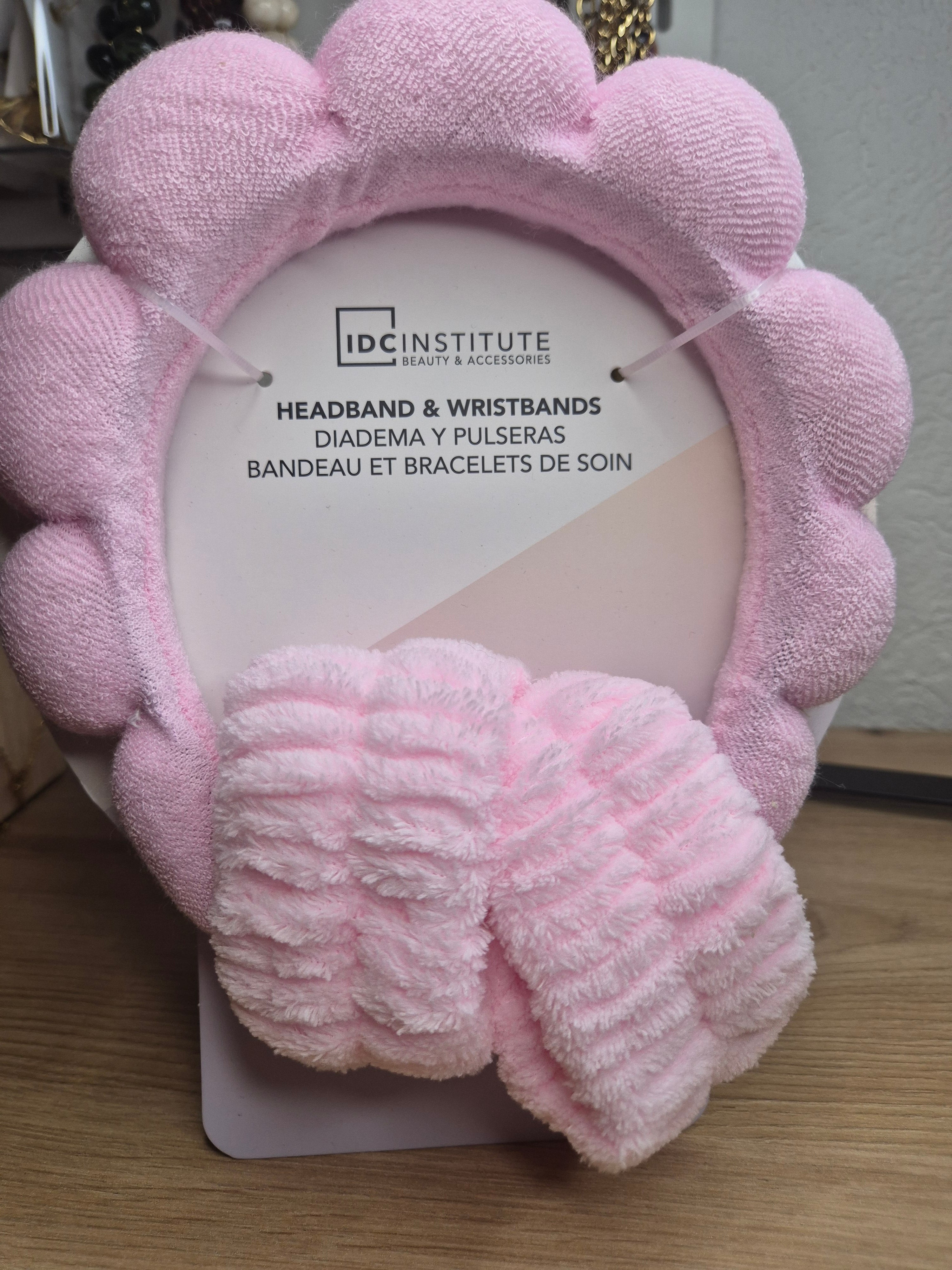Bandeau et bracelet de soin