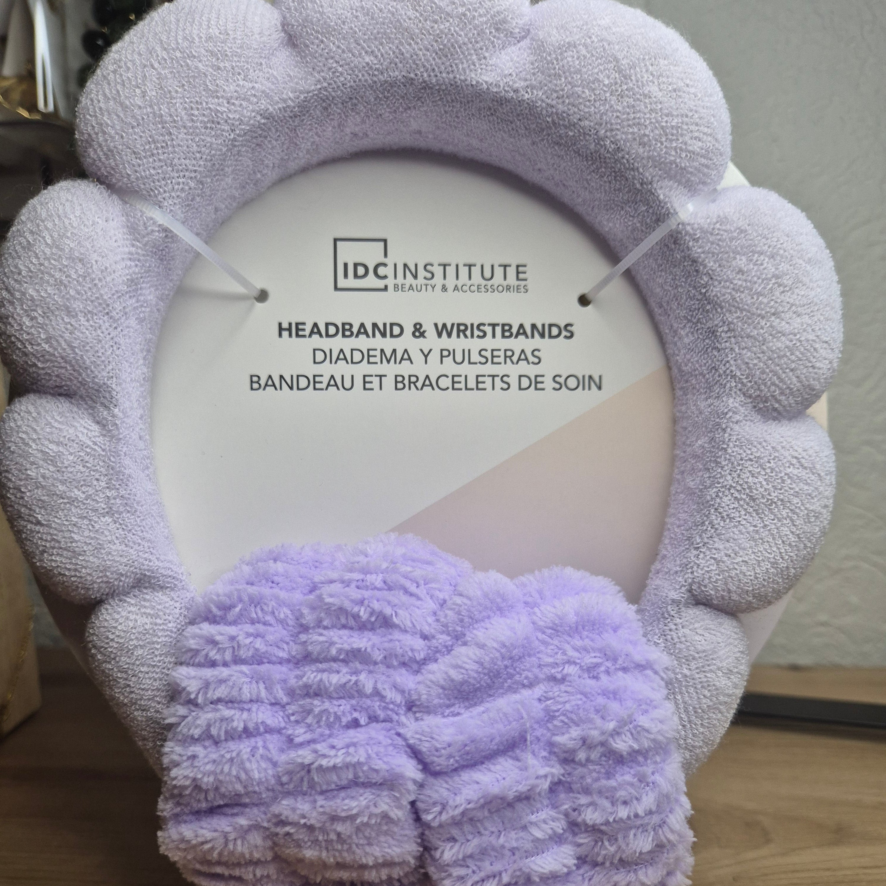 Bandeau et bracelet de soin