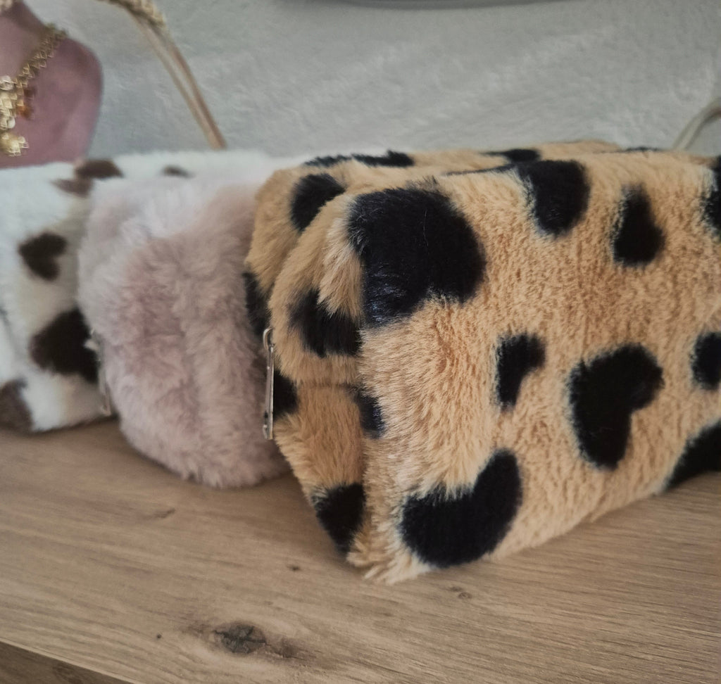 Trousse  fourrure
